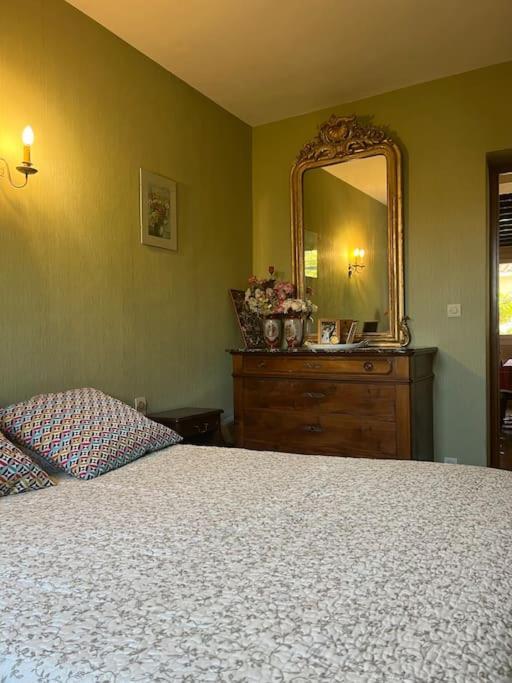 Maison Familiale Idealement Situee Avec Tout Le Confort ニーム エクステリア 写真