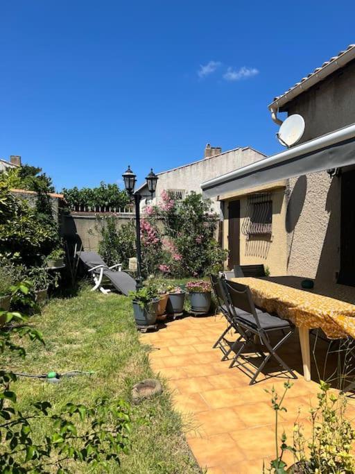 Maison Familiale Idealement Situee Avec Tout Le Confort ニーム エクステリア 写真