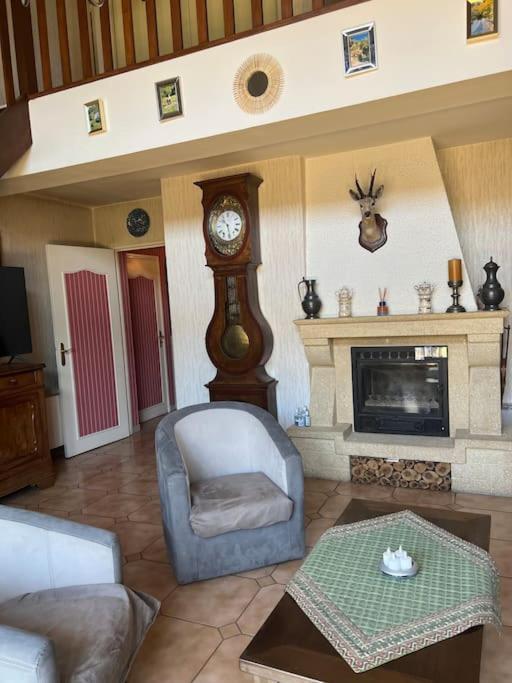 Maison Familiale Idealement Situee Avec Tout Le Confort ニーム エクステリア 写真